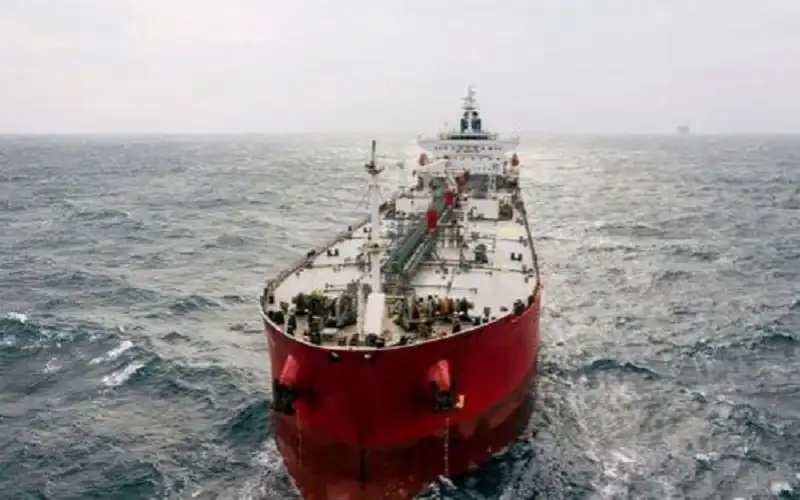 ارتفاع تكاليف شحن النفط من الشرق