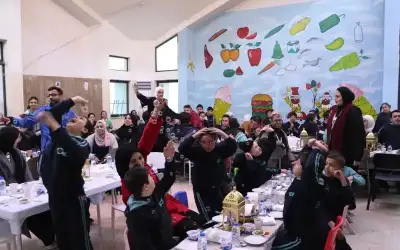 الأمن يكشف سبب حريق مركبات العقبة