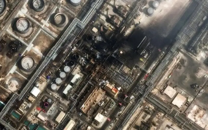 السعودية .. تعرض مصفاة رأس التنورة