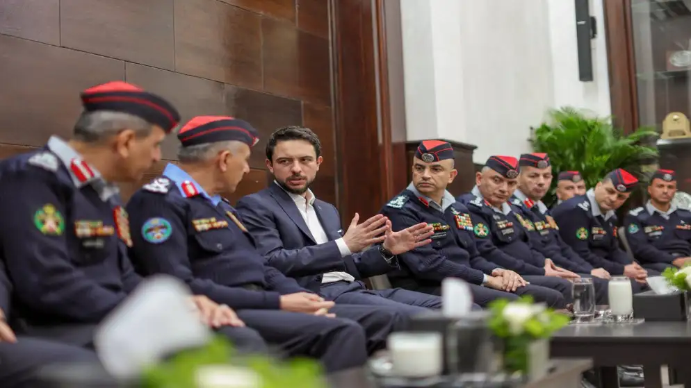 ولي العهد يزور الدفاع المدني: سلامة