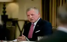 الملك يتلقى اتصالا هاتفيا من شيخ