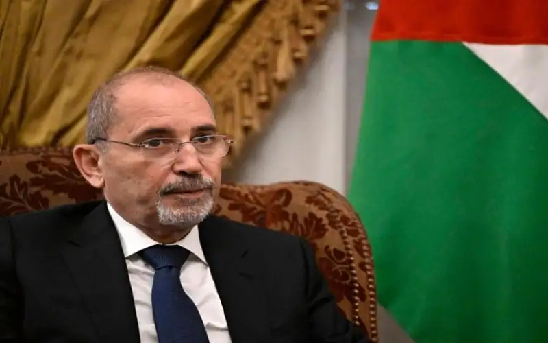 الصفدي يبحث هاتفيا مع نظيره الجيبوتي