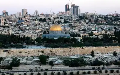 عنجرة: اخلاء مدرسة الزيزفونة بسبب التصدعات