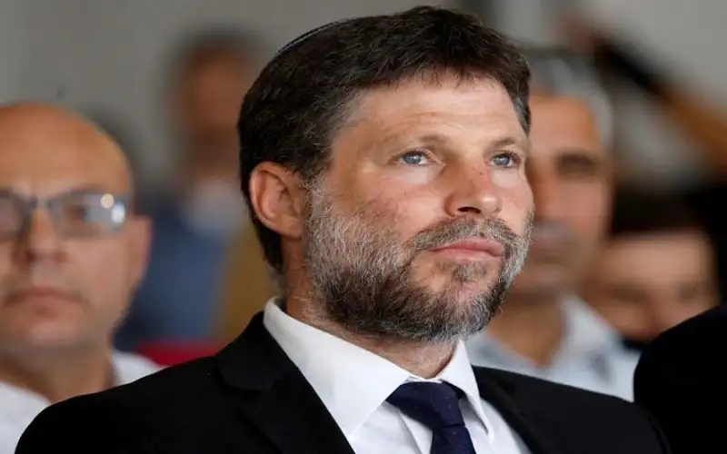 إصابة نجل سموتريتش خلال القتال على