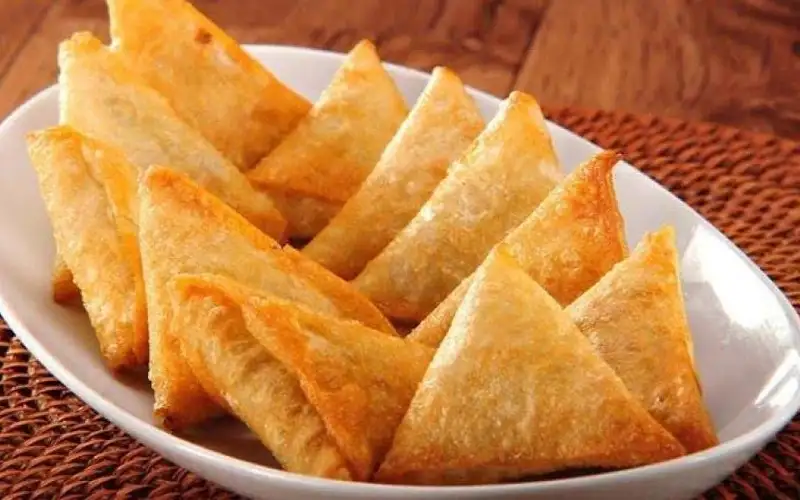 فخ السمبوسك والقطايف .. خطر على