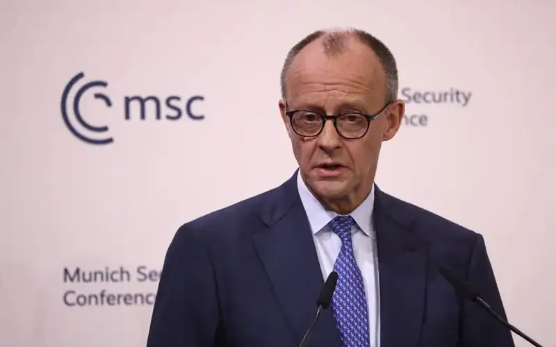 المستشار الألماني: انهيار إيران يهدد أمن