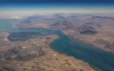 القوات المسلحة الإيرانية: لم نغلق مضيق