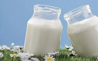 بالفيديو: أسترالية ترمي طفليها من النافذة