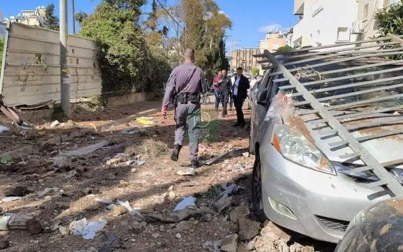 6 مصابين إثر سقوط صاروخ انشطاري