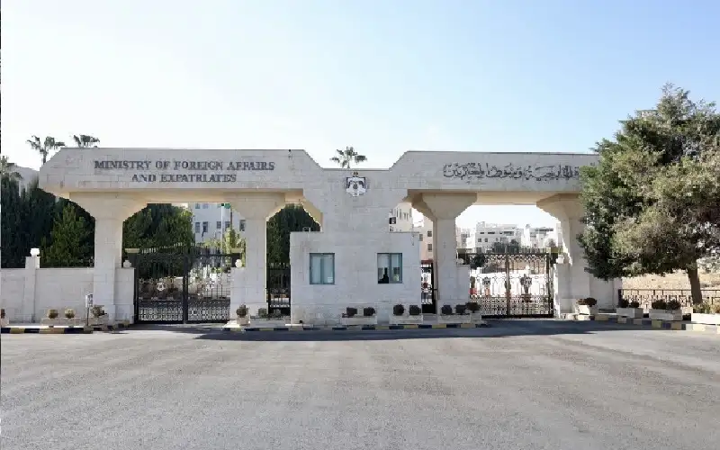 النقد الدولي ينصح الدول بالحفاظ على