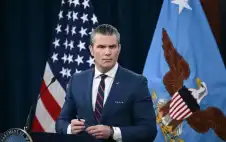 وstrongزيstrongر الدفاع الأميركي: ضربات اليوم في