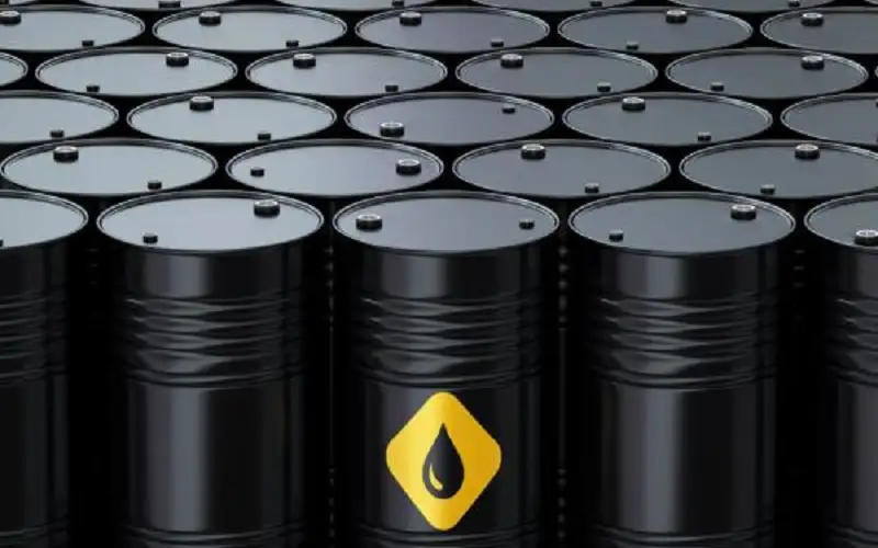 خام برنت يرتفع مجددا فوق 100