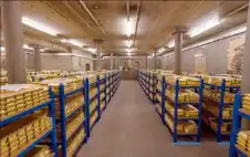 لماذا تخزن 60 دولة ذهبها في