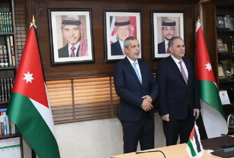 42 محاميا يؤدون اليمين القانونية أمام