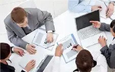 أغstrongلبstrong الموظفين في ألمانيا يعملون في