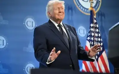 وفاة حسن الترابي زعيم حزب المؤتمر