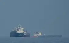 CNN: إيران تدرس السماح لناقلات نفط