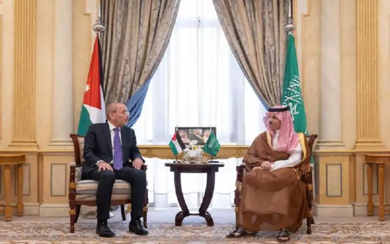 الأردن والسعودية يبحثان التصعيد وتداعياته على