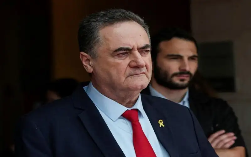 كاتس: لا عودة للنازحين في لبنان