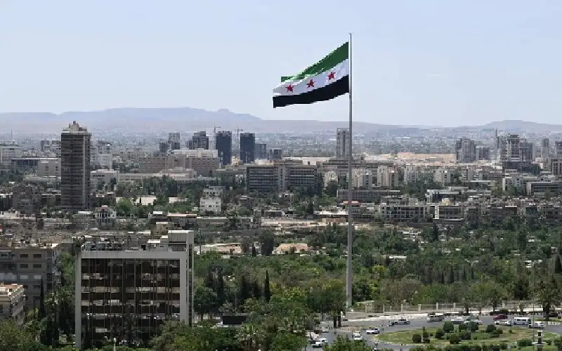 نشيد سوريا الوطني الجديد… مرشح الشارع