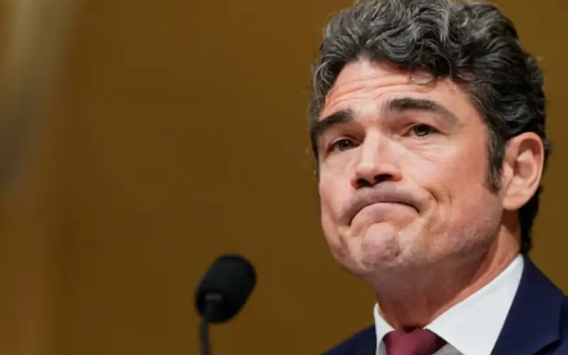 مسؤول أمريكي يستقيل: إيران لا تشكل