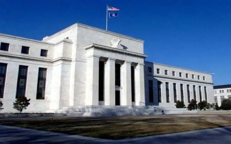 صحيفة نيسان ـ الفيدرالي الأمريكي : توقعات بالإبقاء على