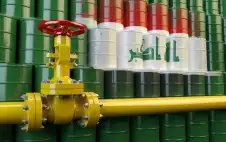 العراق يبدأ تصدير النفط عبر ميناء