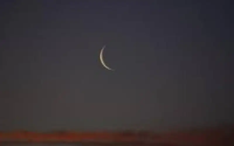 صحيفة نيسان ـ السعودية : الجمعة أول أيام عيد