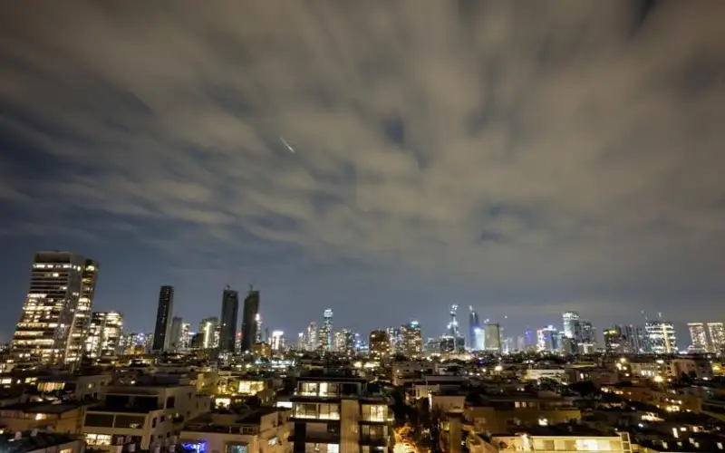 إصابة مصفاة نفط في مدينة حيفا