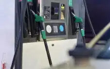 وstrongزيstrongر الطاقة: مخزون المشتقات النفطية يكفينا