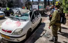 10 مصابين بانفجار صاروخ عنقودي جنوب