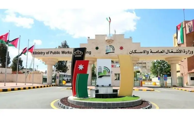 صحيفة نيسان ـ الأشغال تتعامل مع 25 بلاغا خلال