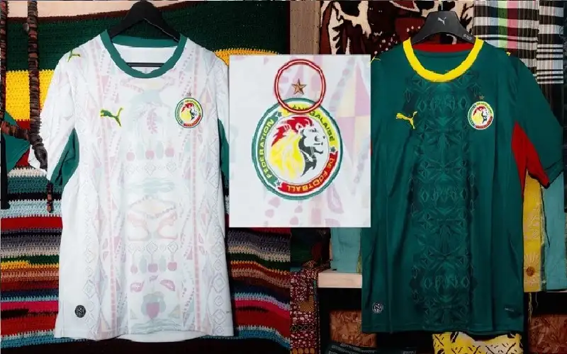 غياب النجمة الثانية على قميص أسود