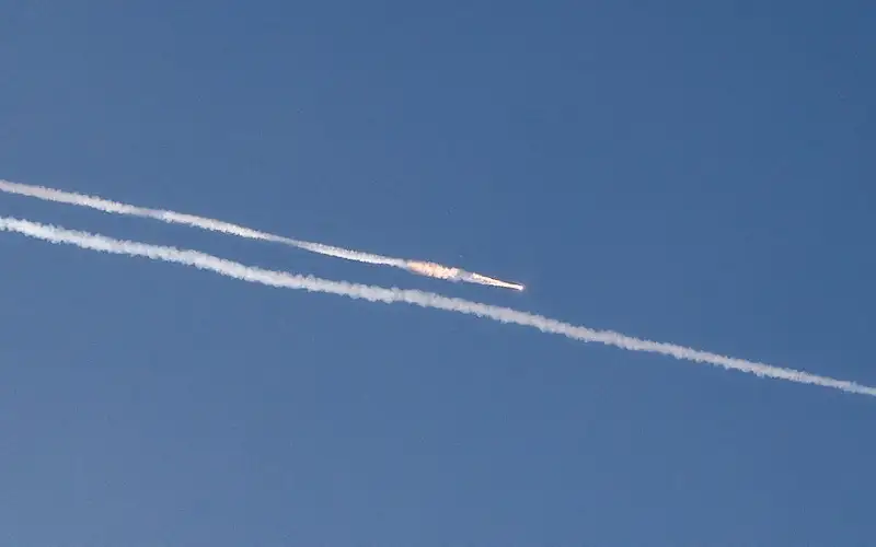 الجيش الإسرائيلي يعترض صواريخ أطلقت من