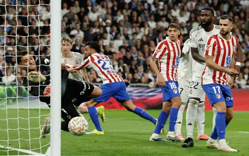 فينيسيوس يقود الريال لحسم الديربي والاستمرار