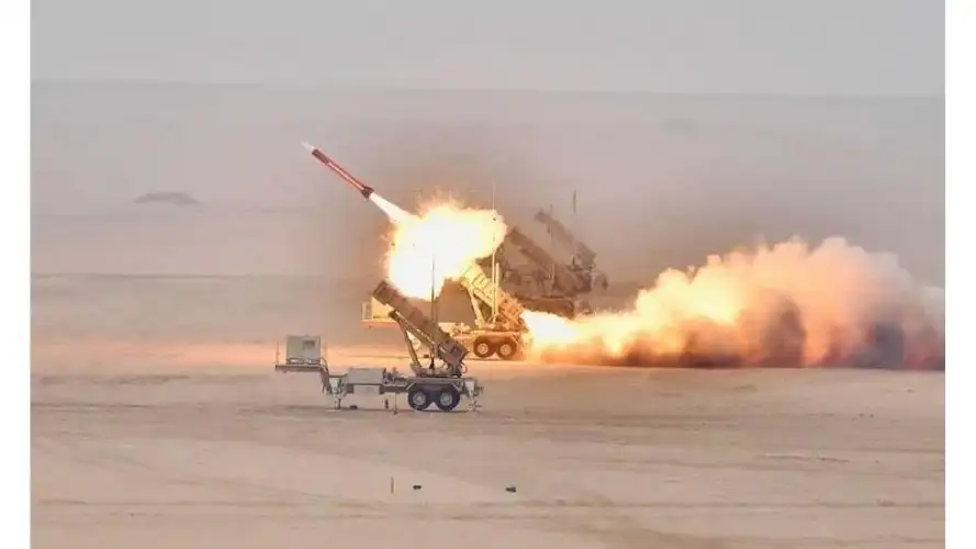 الكويت: الدفاعات الجوية تتصدى لهجمات صاروخية