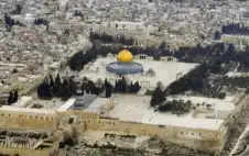 الاحتلال يواصل إغلاق المسجد الأقصى لليوم