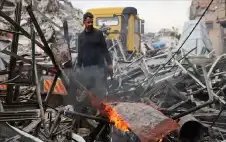 مهندس غstrongزيstrong يعيد تصنيع قطع غيار