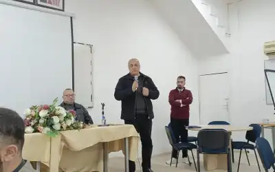 (هؤلاء الذين يستبدلون الحرية بالامان لا