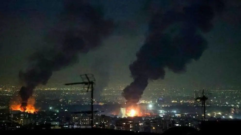 شهداء وجرحى في غارات إسرائيلية على