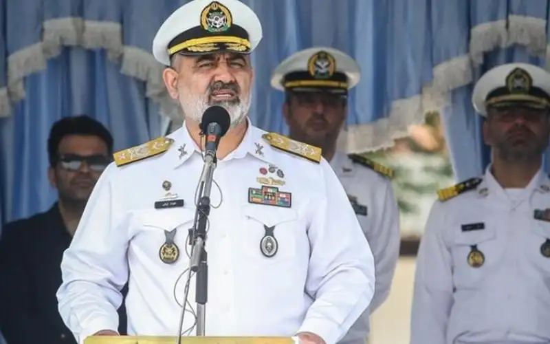 قائد بحرية الجيش الإيراني: سنستهدف حاملة