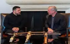 الملك والرئيس الأوكراني يبحثان سبل تعstrongزيstrongز