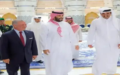 الملك وولي العهد السعودي يبحثان تداعيات