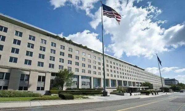 أميركا تعيد فتح سفارتها في فنزويلا