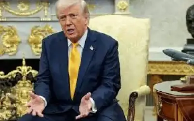 حكومة بثلاثة رؤوس