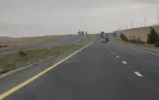 صيانة 20 كم من الطريق الصحراوي