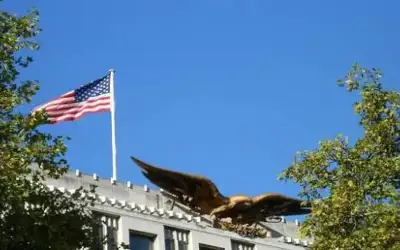 الوحدات والجليل في نهائي الدرع السبت