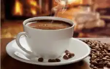 فنجان القهوة اليومي… ماذا يفعل في