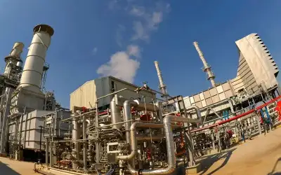 ليس مجرد جفاف.. تشققات الشفاه المستمرة