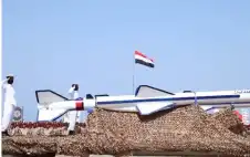 الحوثيون يعلنون استهداف مطار وأهداف حيوية